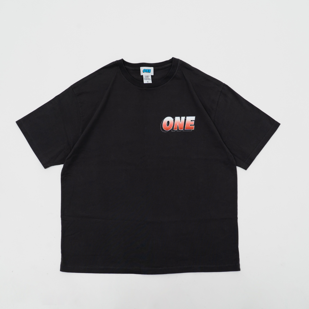 "ONE"AND ONLYグラデTシャツ