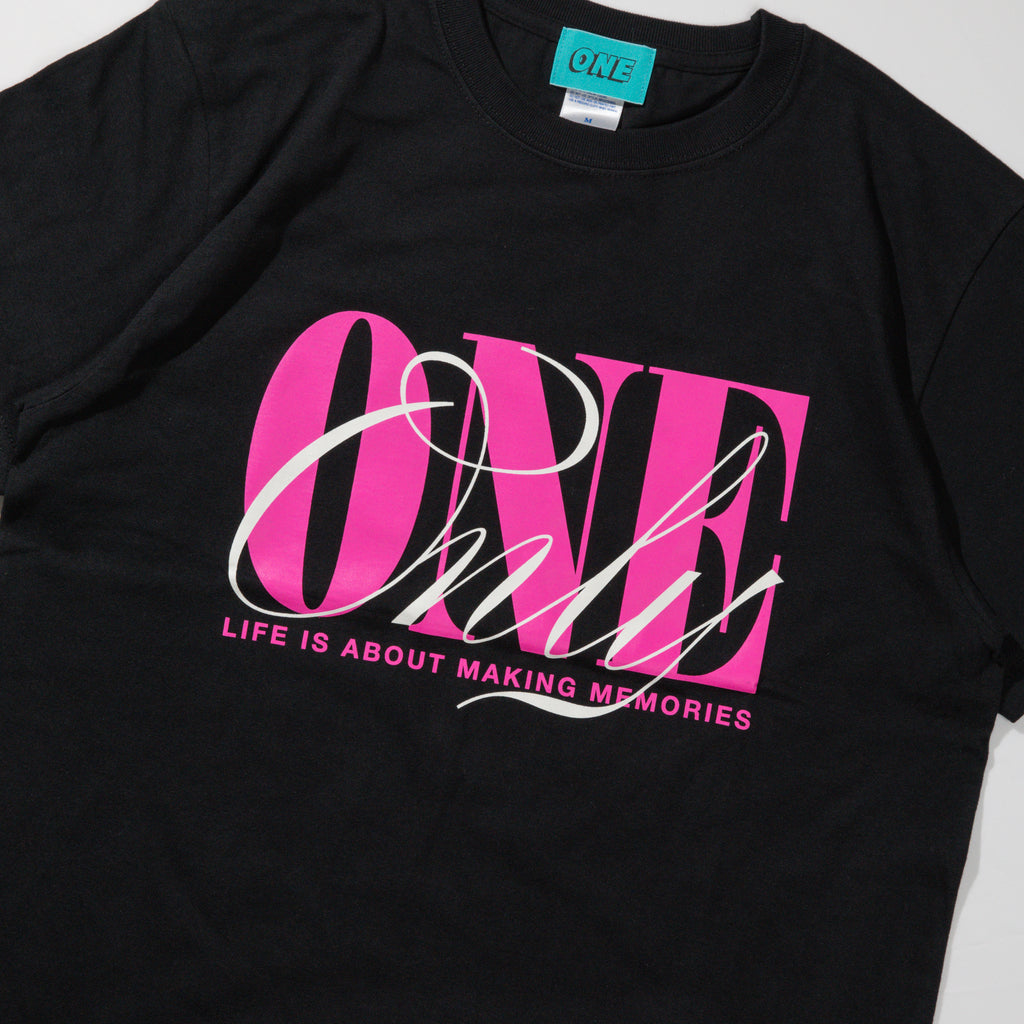 ONE MEMORIES Tシャツ