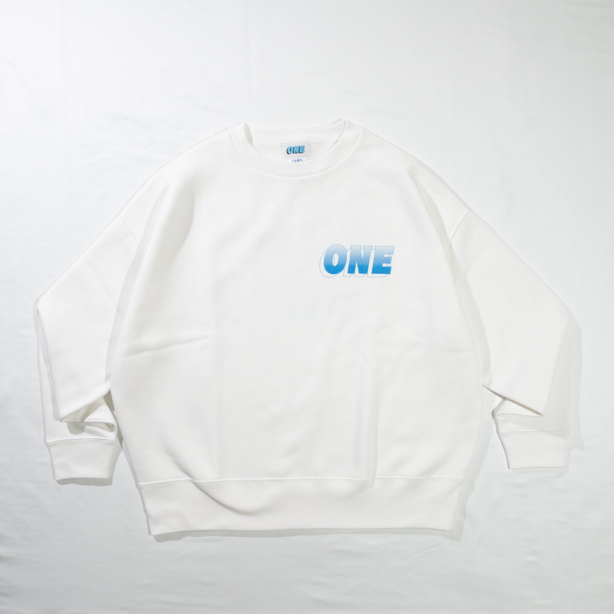 "ONE"AND ONLYグラデスウェット
