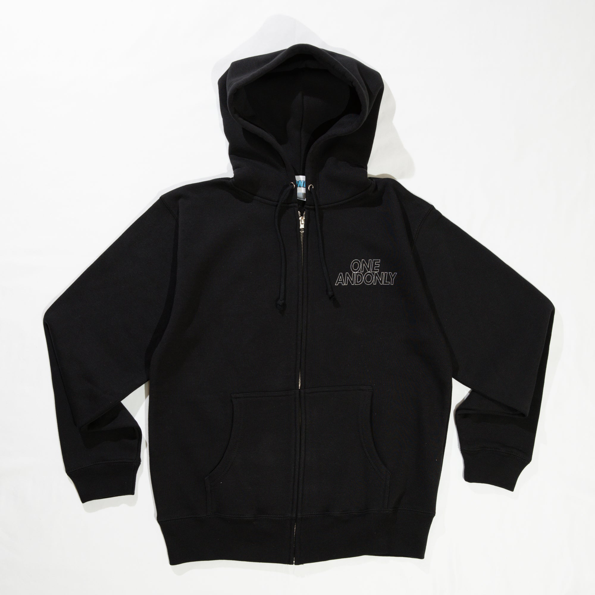 シルバーロゴZIPパーカー