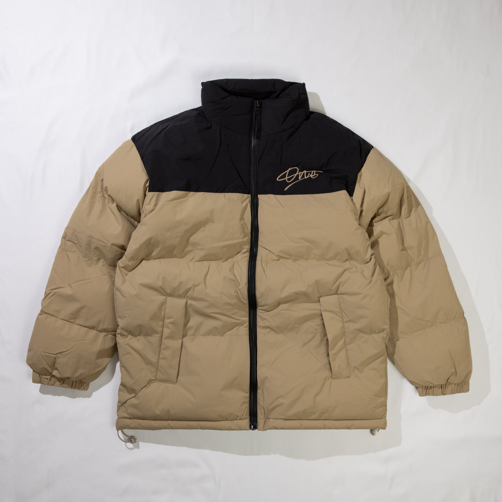 ダウンジャケット