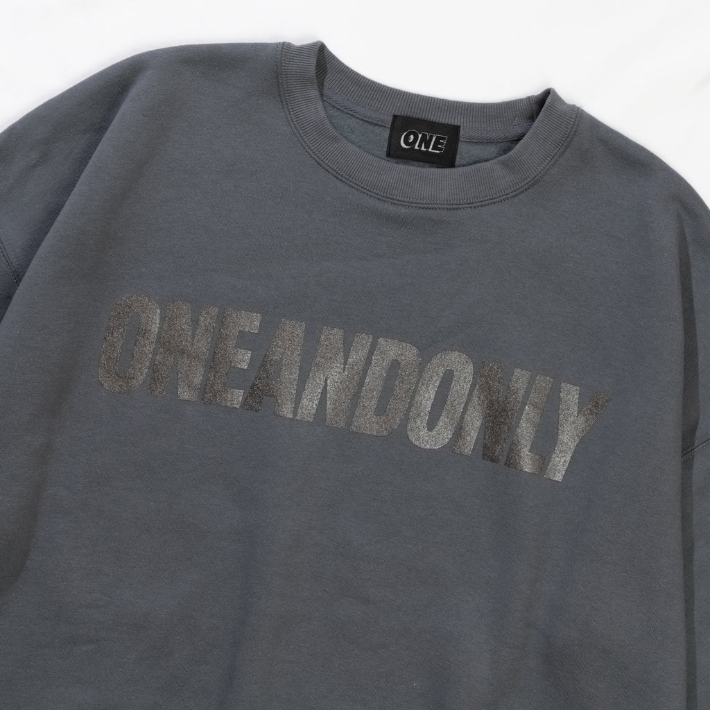 ONEANDONLYスウェット