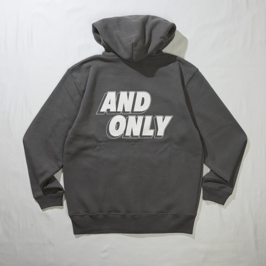 "ONE"AND ONLYジップパーカー