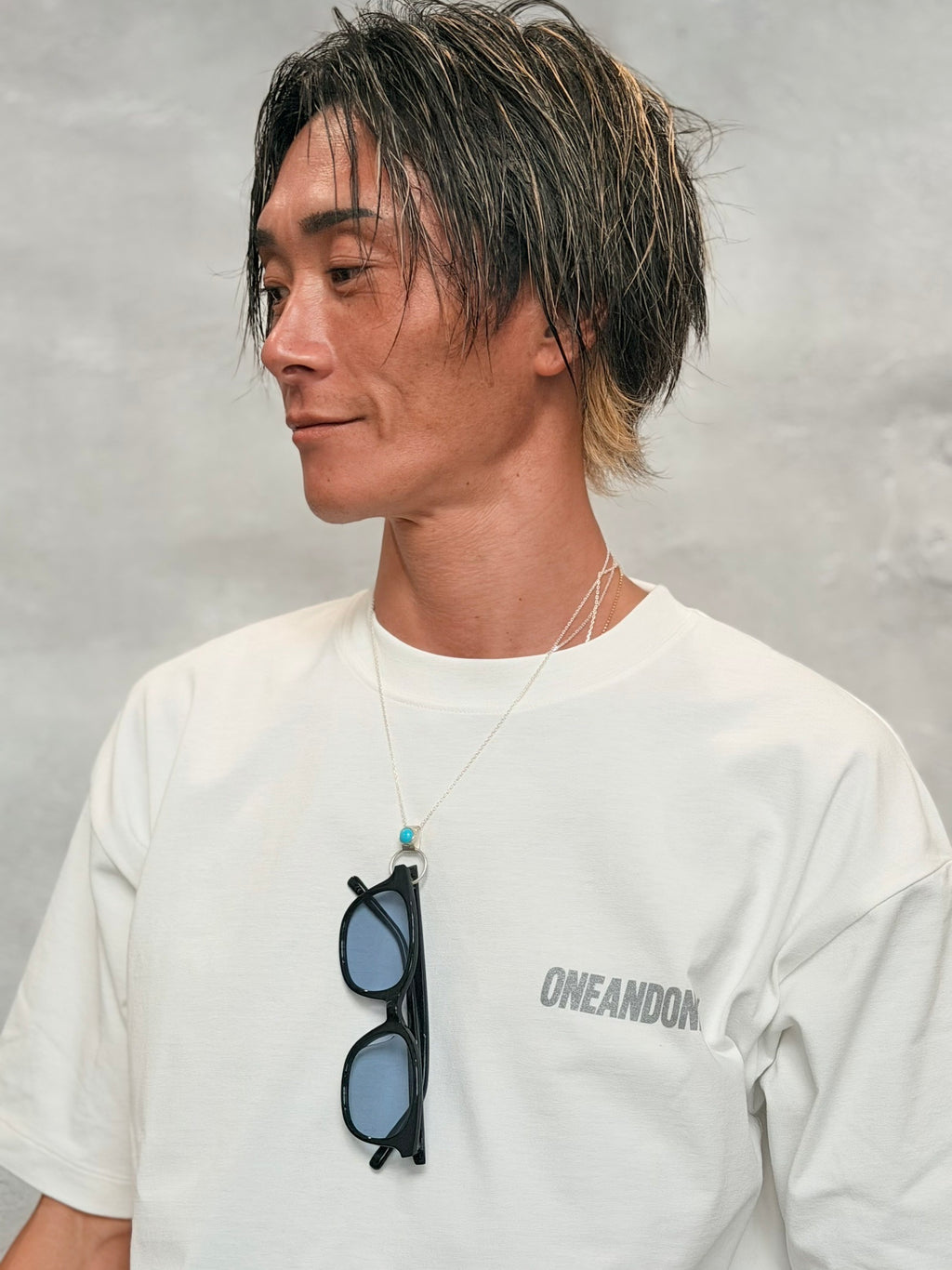 ターコイズアクセサリー【サングラスホルダー】